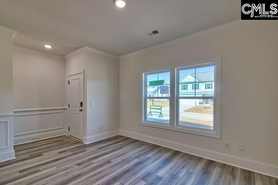 Spacious, unfurnished interior of a new home in Cottages at Roofs Pond, West Columbia (Image 18).