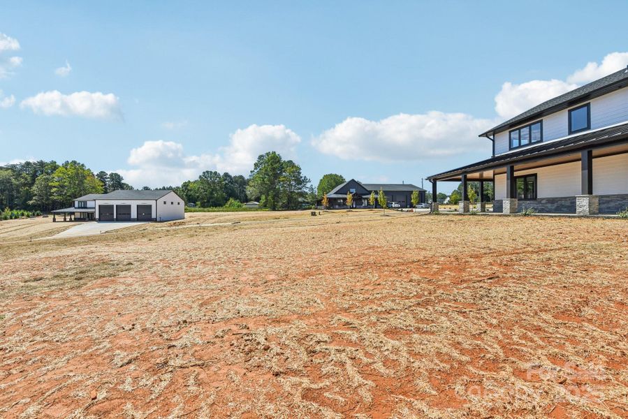 Front exterior of a new home in , Mooresville, NC, highlighting curb appeal (Image 25). Front exterior of a new home in , Mooresville, NC, highlighting curb appeal (Image 25).