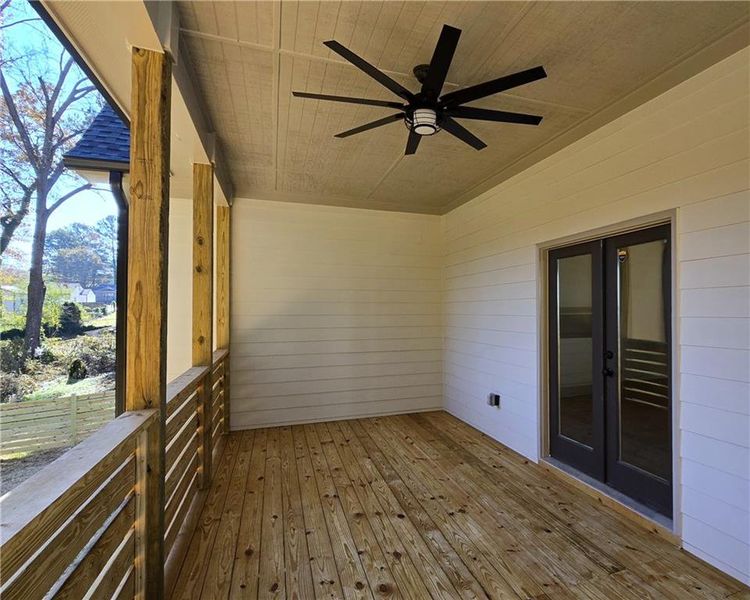 Spacious, unfurnished interior of a new home in , East Point (Image 16).