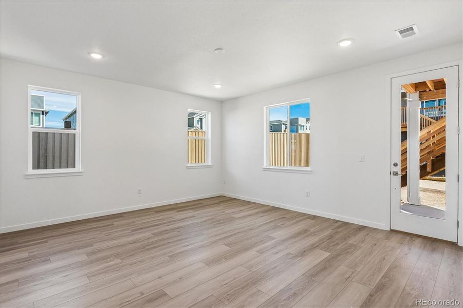 Spacious, unfurnished interior of a new home in The Summit at Meridian, Englewood (Image 14).
