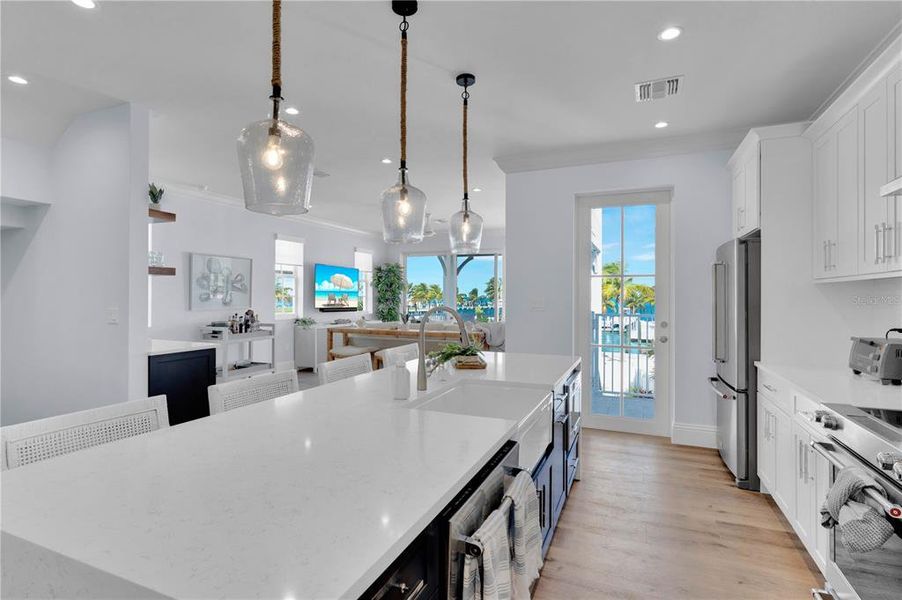 Furnished interior view inside a new home in , Marathon (Image 14).