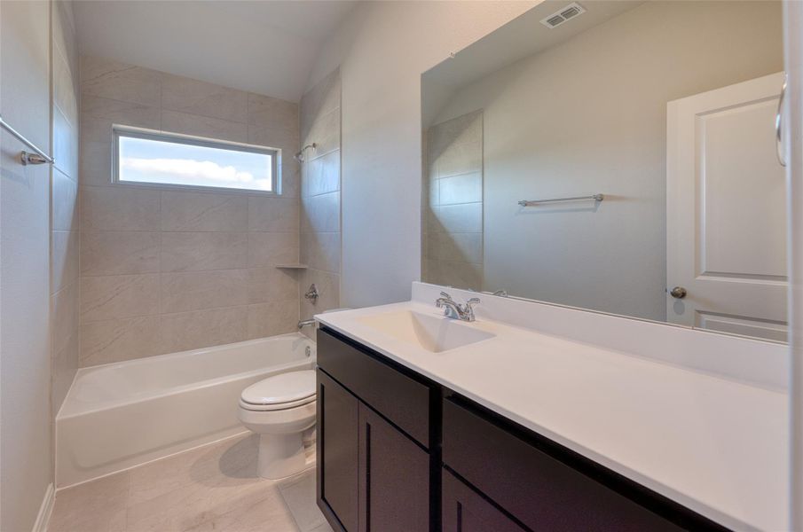 Furnished interior view inside a new home in Aldeana - Tejas Collection, Bonney (Image 9).