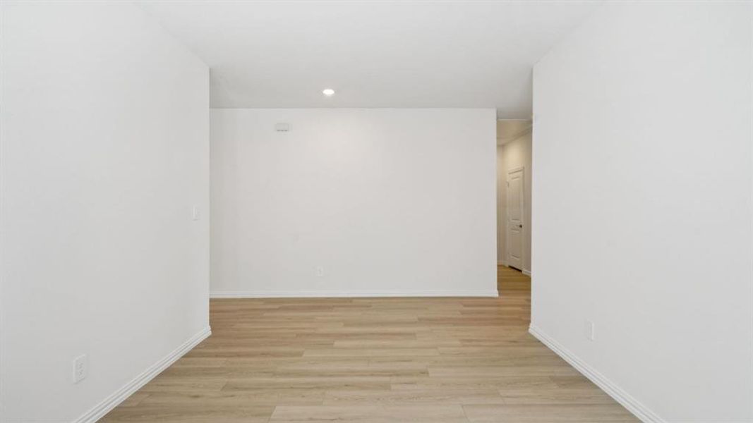 Photo is not of the actual home, but is an inspirational photo of builder’s model home and may depict options, furnishings, and/or decorator features that are not included. Photo is not of the actual home, but is an inspirational photo of builder’s model home and may depict options, furnishings, and/or decorator features that are not included.