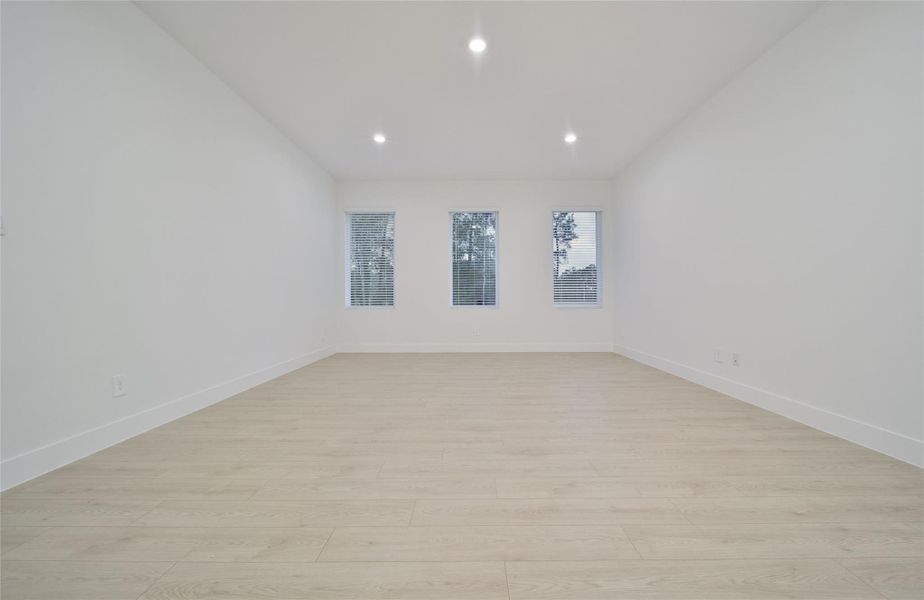 Spacious, unfurnished interior of a new home in Butlers Bend Estates, Pinehurst (Image 8). Spacious, unfurnished interior of a new home in Butlers Bend Estates, Pinehurst (Image 8).