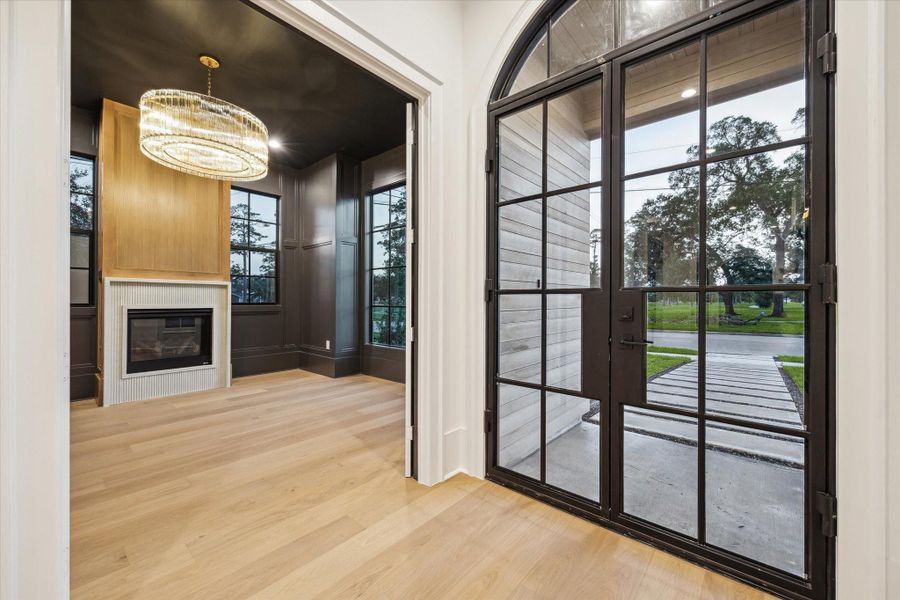 Steel and glass front doors*Picture is of a recently constructed home by the builder.  1519 Candlelight will be similar in quality, but these pictures are not meant to be an exact representation of the new home. Specs of home may change at sole discretion of the seller.