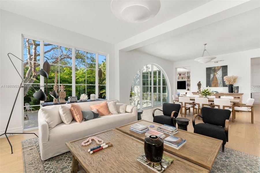 Furnished interior view inside a new home in , Key Biscayne (Image 47). Furnished interior view inside a new home in , Key Biscayne (Image 47).