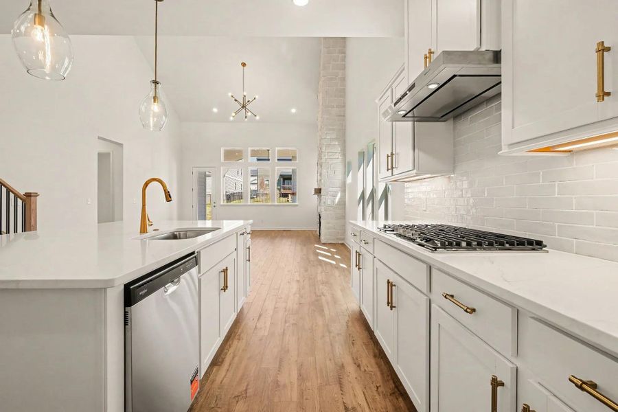 Everly E Kitchen