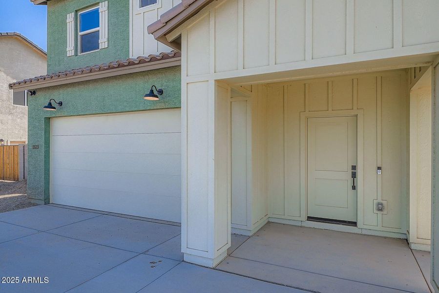 5 - 5523 - Front Door 5 - 5523 - Front Door