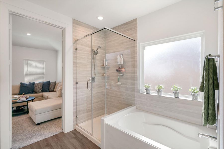 Furnished interior view inside a new home in Fosters Ridge 60's, Conroe (Image 29). Furnished interior view inside a new home in Fosters Ridge 60's, Conroe (Image 29).