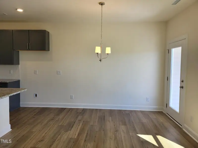 EP 130 Breakfast Area