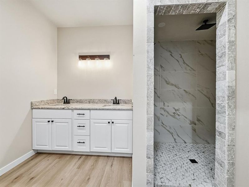 Furnished interior view inside a new home in , Iredell (Image 4).