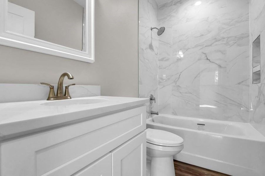 Furnished interior view inside a new home in , Lufkin (Image 6). Furnished interior view inside a new home in , Lufkin (Image 6).