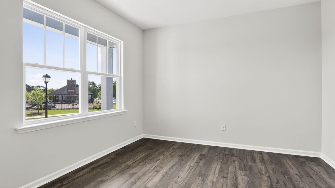 Spacious, unfurnished interior of a new home in Hunters Ridge, Woodruff (Image 17).