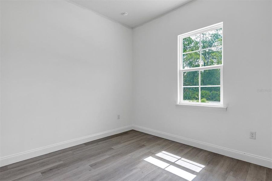 Spacious, unfurnished interior of a new home in , Deland (Image 19).