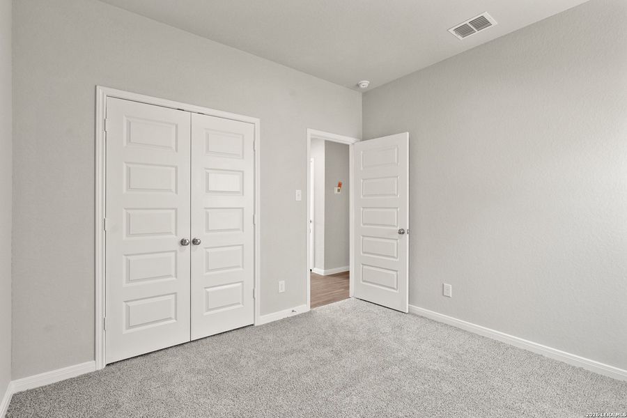 Spacious, unfurnished interior of a new home in Swenson Heights, Seguin (Image 26).
