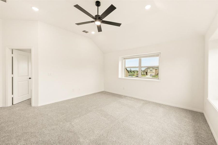 Spacious, unfurnished interior of a new home in West Crossing, Anna (Image 20). Spacious, unfurnished interior of a new home in West Crossing, Anna (Image 20).