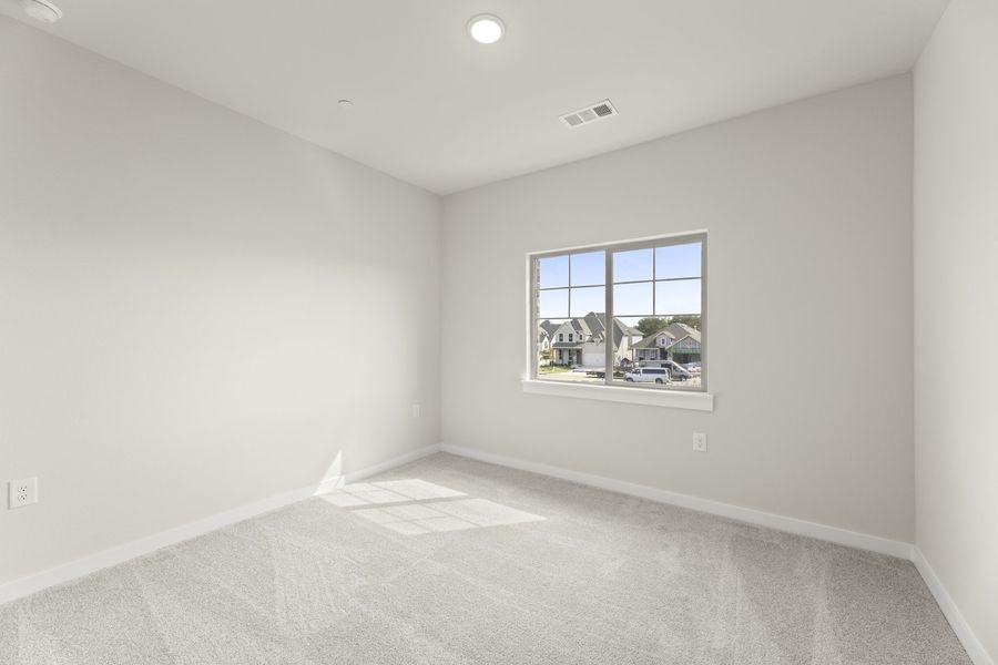 Spacious, unfurnished interior of a new home in Wildridge, Oak Point (Image 21). Spacious, unfurnished interior of a new home in Wildridge, Oak Point (Image 21).