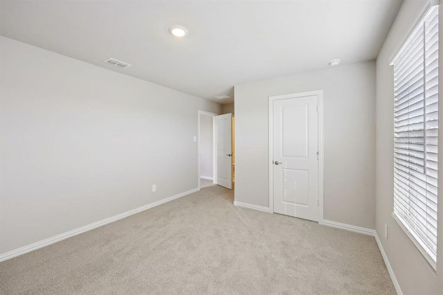 Photo is not of the actual home, but is an inspirational photo of builder’s model home and may depict options, furnishings, and/or decorator features that are not included.