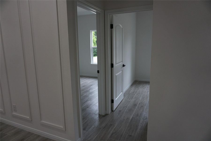 Spacious, unfurnished interior of a new home in , Willis (Image 15).
