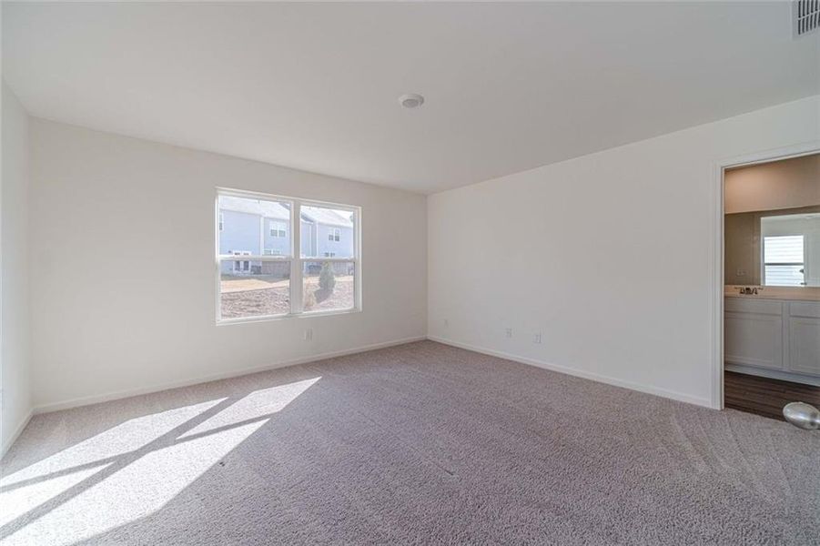 Spacious, unfurnished interior of a new home in , Winder (Image 20).