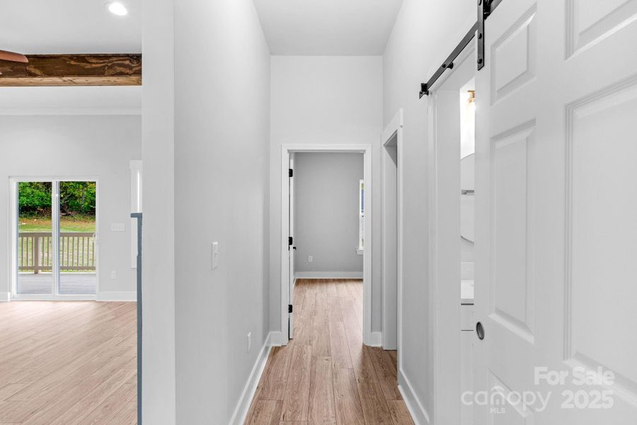 Spacious, unfurnished interior of a new home in , Hendersonville (Image 17).