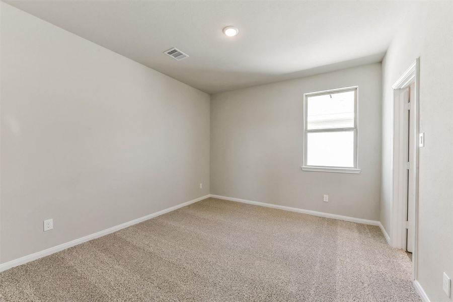 Spacious, unfurnished interior of a new home in Colony at Pinehurst, Pinehurst (Image 38). Spacious, unfurnished interior of a new home in Colony at Pinehurst, Pinehurst (Image 38).