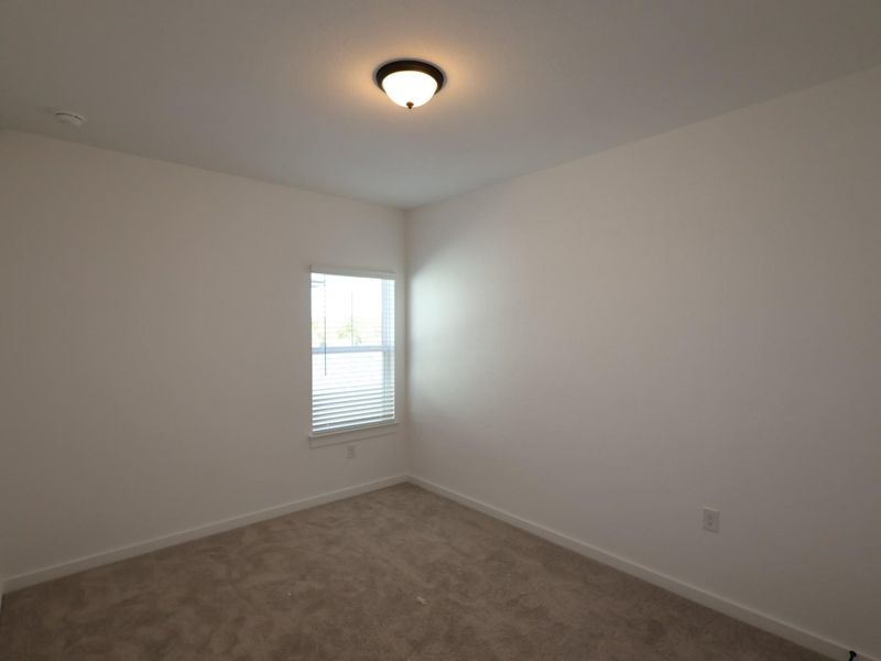 Spacious, unfurnished interior of a new home in Estancia West, Manchaca (Image 15).