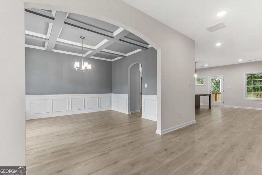 Spacious, unfurnished interior of a new home in Juliette Crossing, Forsyth (Image 94).