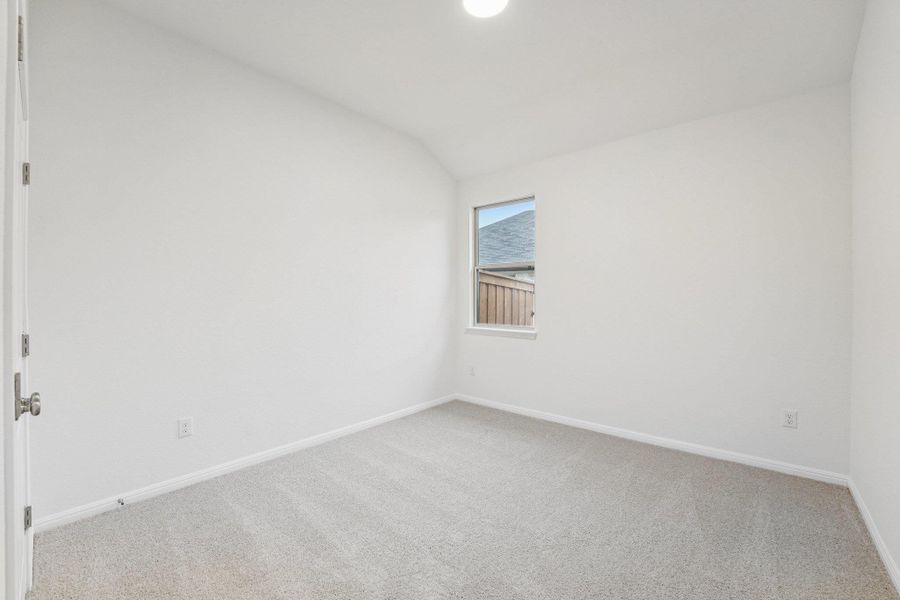 Spacious, unfurnished interior of a new home in Crosswinds, Kyle (Image 29).