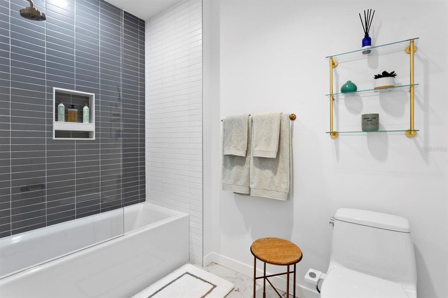 Furnished interior view inside a new home in , St. Petersburg (Image 36).