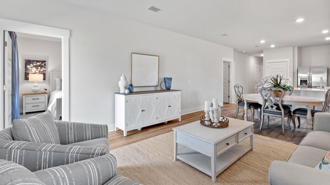 Furnished interior view inside a new home in Colonial East, Panama City Beach (Image 10).