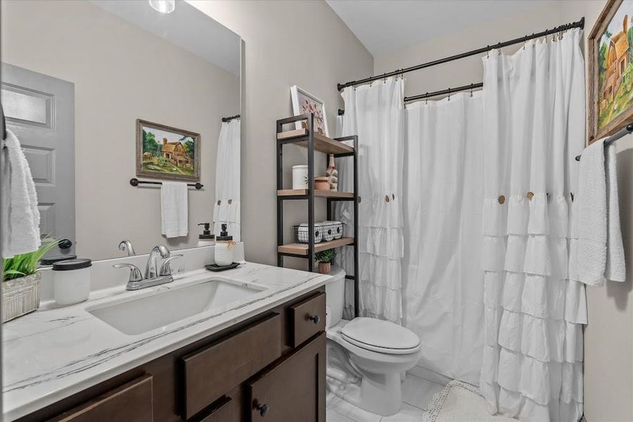 Furnished interior view inside a new home in , Villa Rica (Image 40).