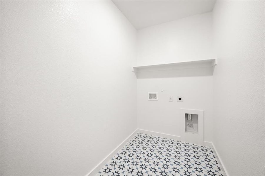 13_8921 Acorn- Utility-1