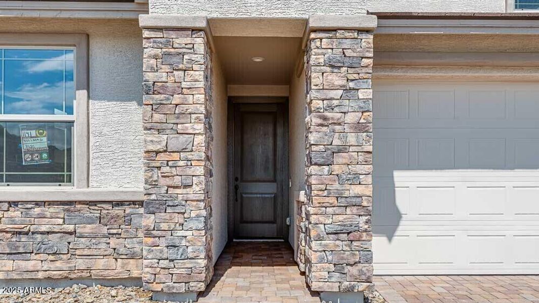 hj-az-phoenix-lucero-discovery-sienna-lo