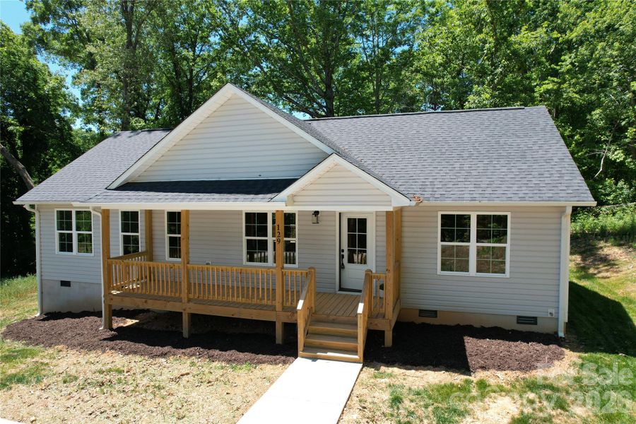 Exterior details and patio area of a home in , Lexington (Image 3).