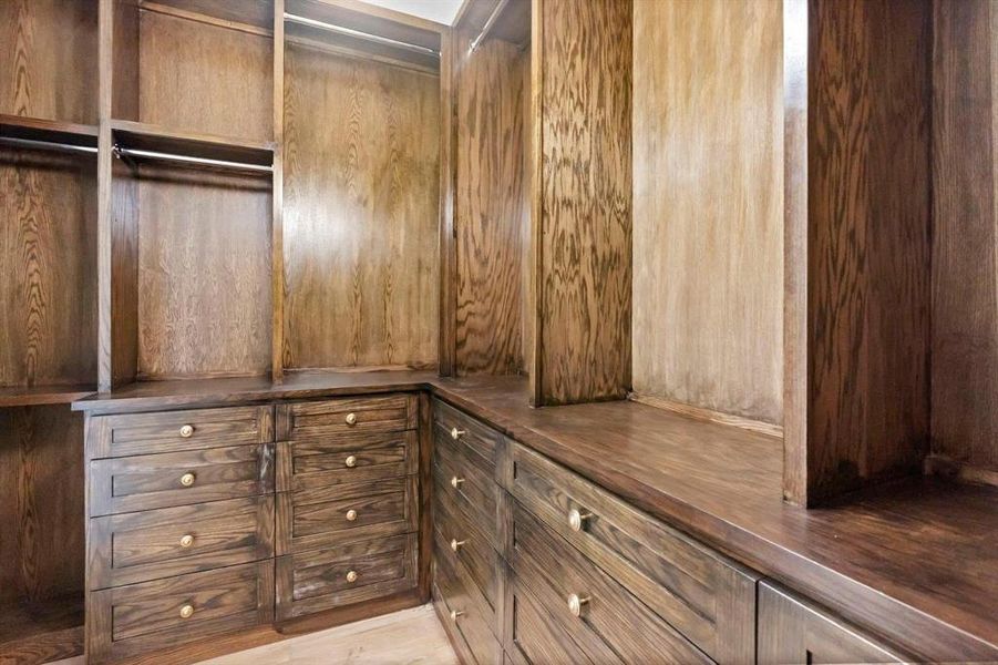 Furnished interior view inside a new home in , Krum (Image 27). Furnished interior view inside a new home in , Krum (Image 27).