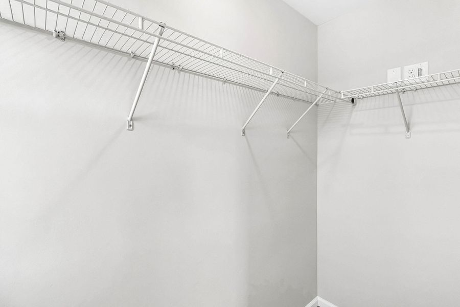 Spacious, unfurnished interior of a new home in , Summerville (Image 18).