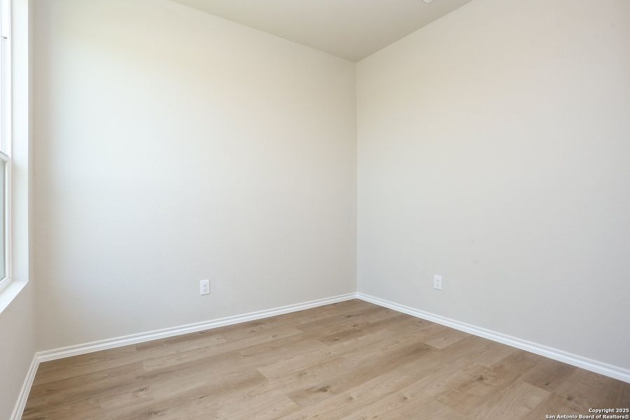 Spacious, unfurnished interior of a new home in Fairway Crossing 40s, San Antonio (Image 32).