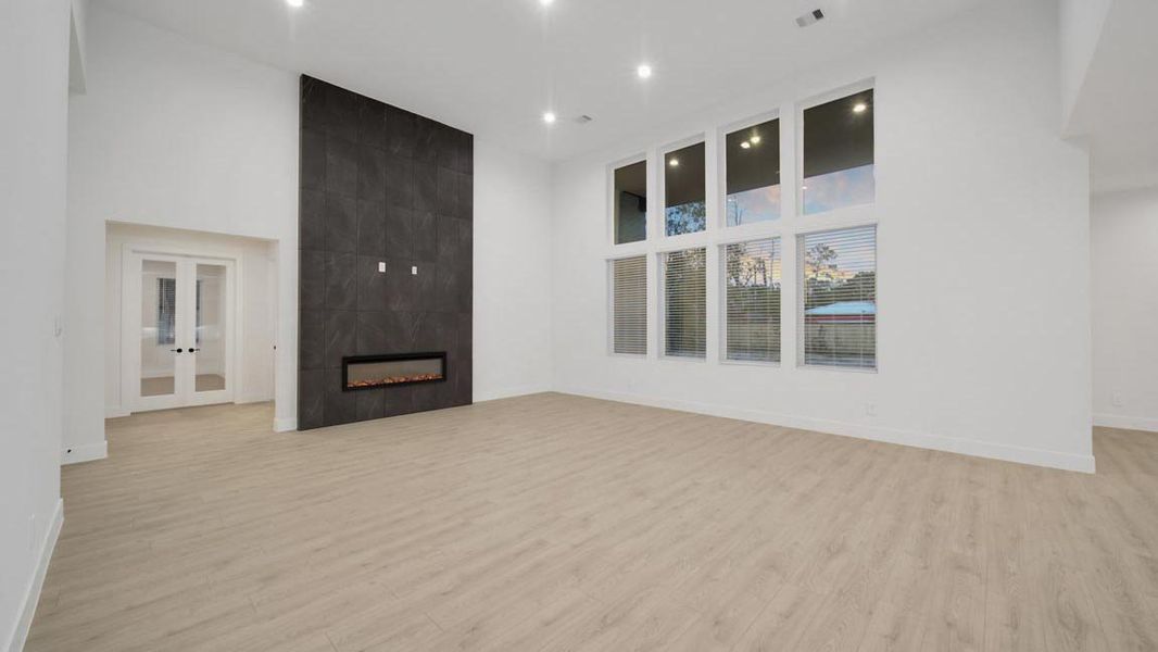 Spacious, unfurnished interior of a new home in Butlers Bend Estates, Pinehurst (Image 24).