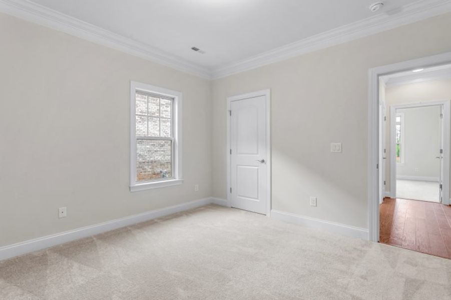 Representative unfurnished interior of a home built from the Ellington by Keystone Homes NC in Weybridge, Burlington (Image 24). Representative unfurnished interior of a home built from the Ellington by Keystone Homes NC in Weybridge, Burlington (Image 24).