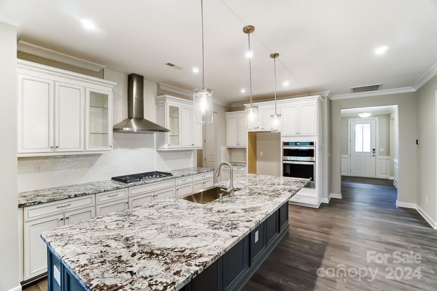 Picture of Kitchen with Gas Cooktop-Picture Similar to Subject Property