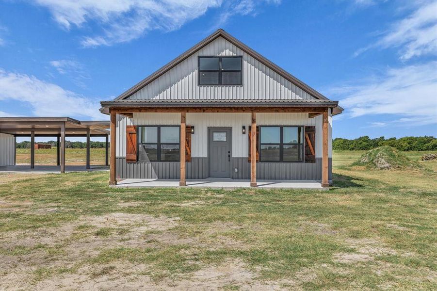 Front exterior of a new home in , Elm Mott, TX, highlighting curb appeal (Image 21). Front exterior of a new home in , Elm Mott, TX, highlighting curb appeal (Image 21).