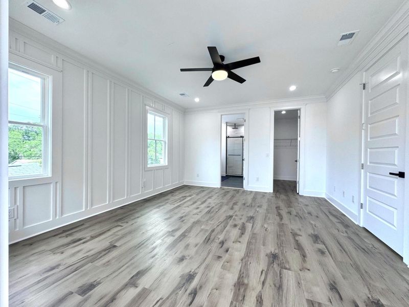 Spacious, unfurnished interior of a new home in , North Charleston (Image 34).