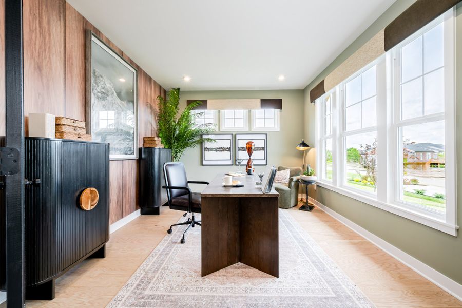 Representative furnished interior of a home built from the Finley by Fischer Homes in Twin Lakes, Hoschton (Image 4).