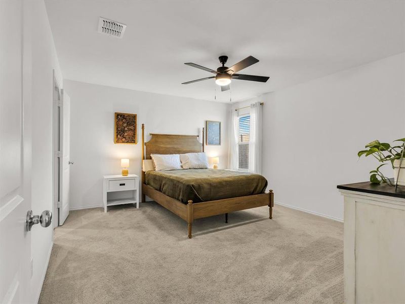 Furnished interior view inside a new home in Rancho Canyon: Watermill Collection, Fort Worth (Image 13). Furnished interior view inside a new home in Rancho Canyon: Watermill Collection, Fort Worth (Image 13).