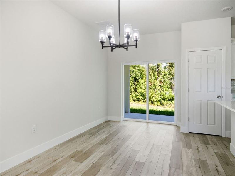 Spacious, unfurnished interior of a new home in , Citrus Springs (Image 7).