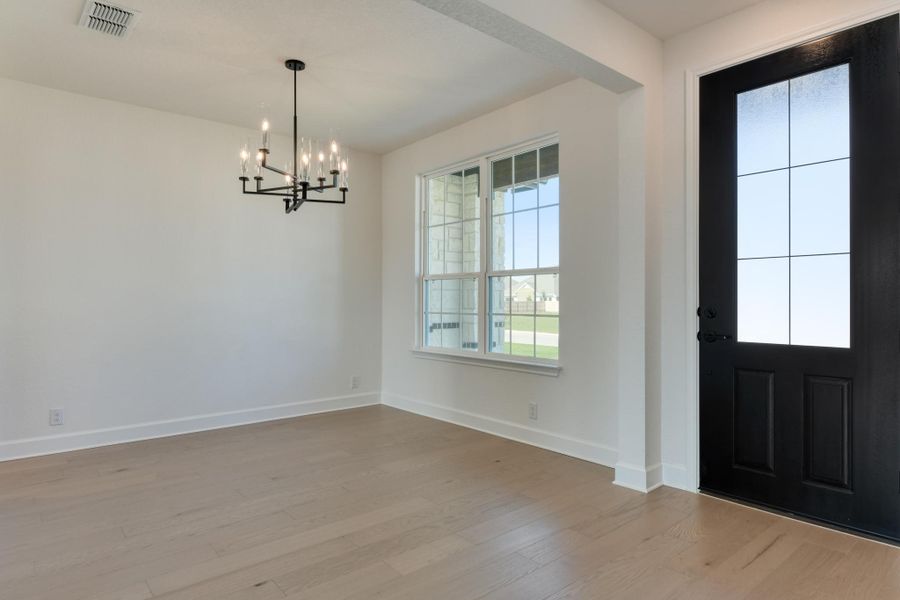 Representative unfurnished interior of a home built from the Nathaniel by Ashton Woods in Megan's Landing 70's, Castroville (Image 18).