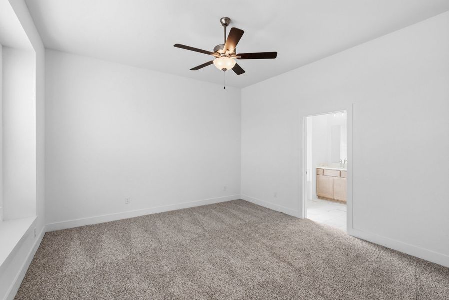 Spacious, unfurnished interior of a new home in Attwater, Waller (Image 31).