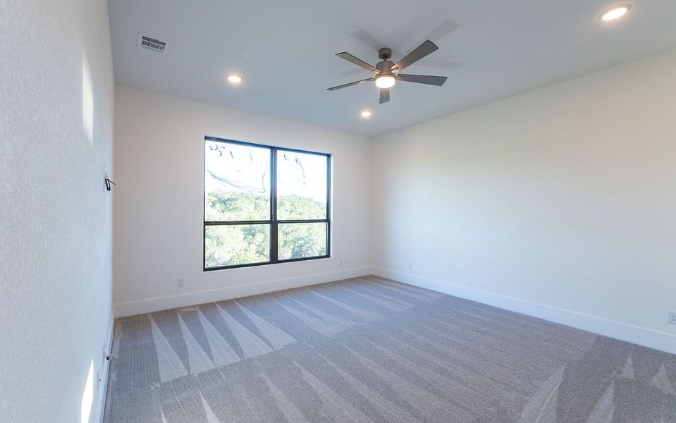 Spacious, unfurnished interior of a new home in Preserve at Lakeway, Lakeway (Image 18).