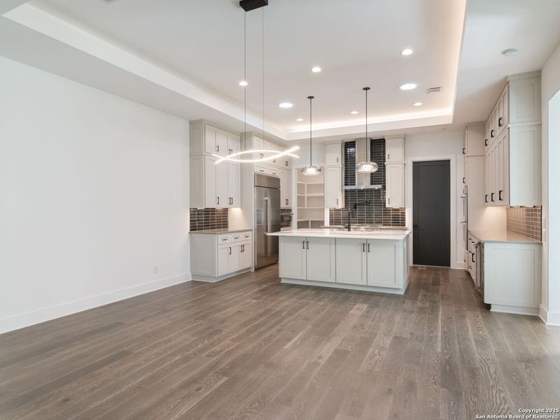Furnished interior view inside a new home in Dominion Heights, San Antonio (Image 6). Furnished interior view inside a new home in Dominion Heights, San Antonio (Image 6).